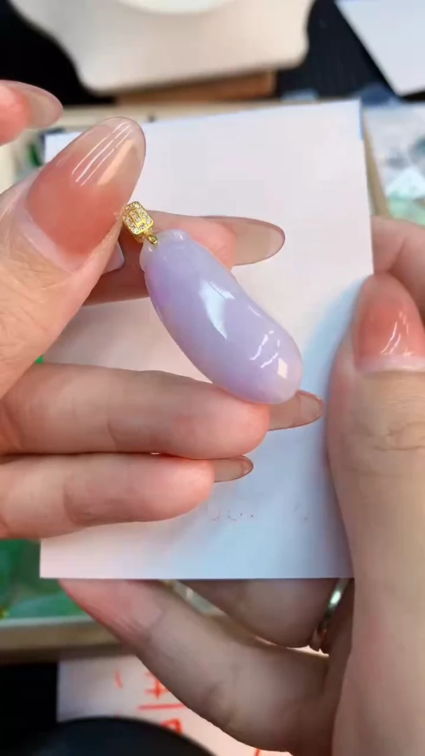 翡翠未镶嵌吊坠(不含链)1