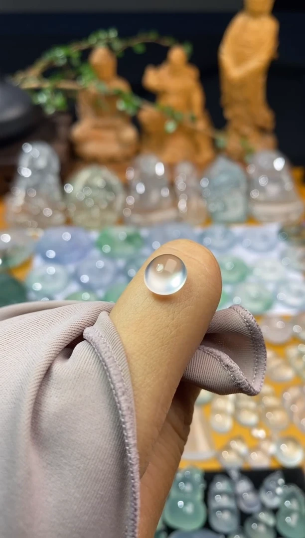吊坠(不含链)未镶嵌翡翠蛋面