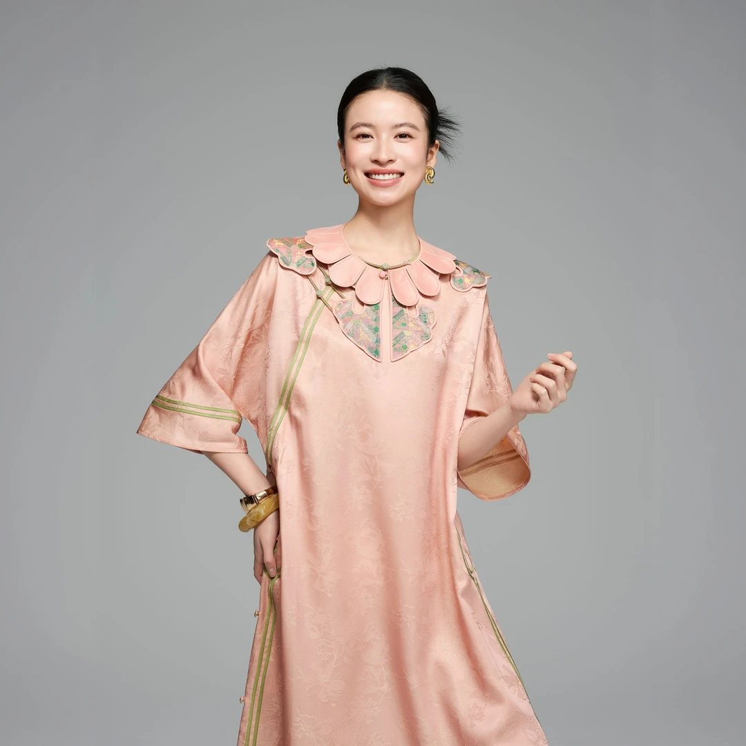 初见十三娘『堇云』木槿繁花正绢缎手工高定袍子真丝连衣裙中式国风