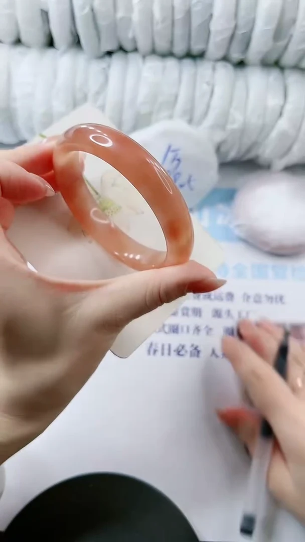 【闪购商品】石英质玉手镯未镶嵌多样性发货V50