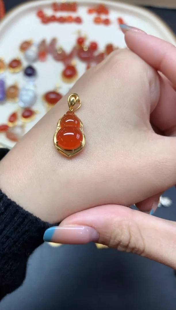【闪购商品】南红玛瑙吊坠18K金镶嵌吊坠A15|1999