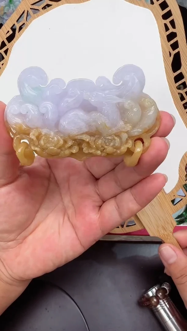 颈饰未镶嵌翡翠吊坠
