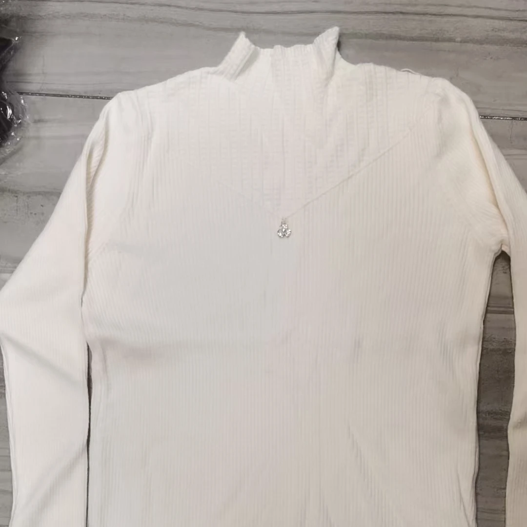 茹茹时装白色打底迪