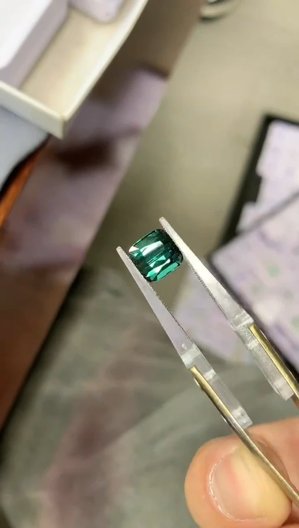 【闪购商品】碧玺裸石未镶嵌3.66ct 53