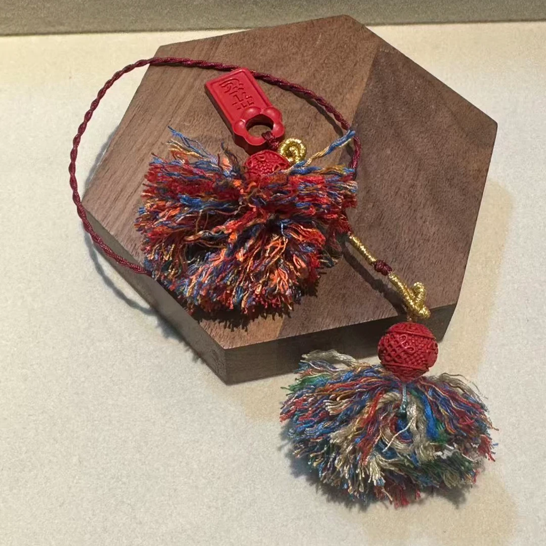 含辰砂工艺品毛毛球水飞砂挂件YCBS113