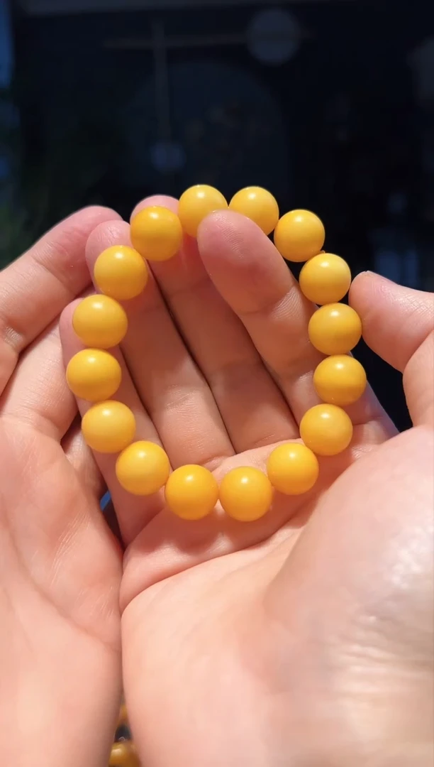 【闪购商品】蜜蜡手串未镶嵌13+(鸡油黄)