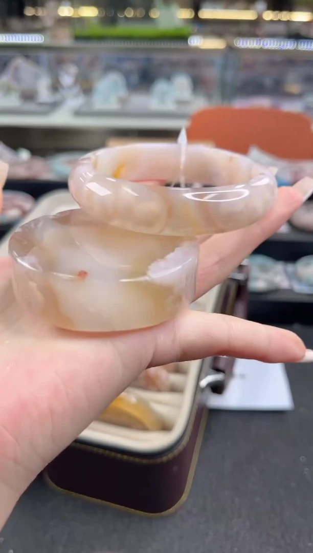 未镶嵌手镯石英质玉61圈口 （赠品镯心）3889125