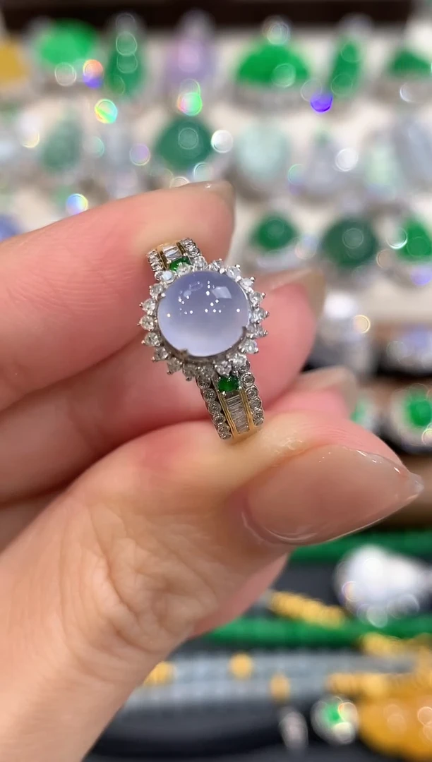 18K金镶嵌戒指翡翠q6紫货有色差