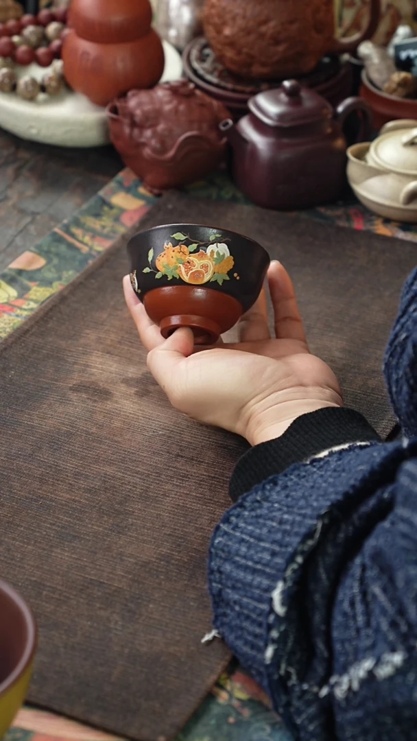 粉浆泥绘石榴紫砂葫芦杯
