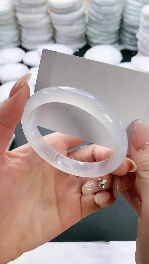 【闪购商品】玛瑙/玉髓手镯未镶嵌479