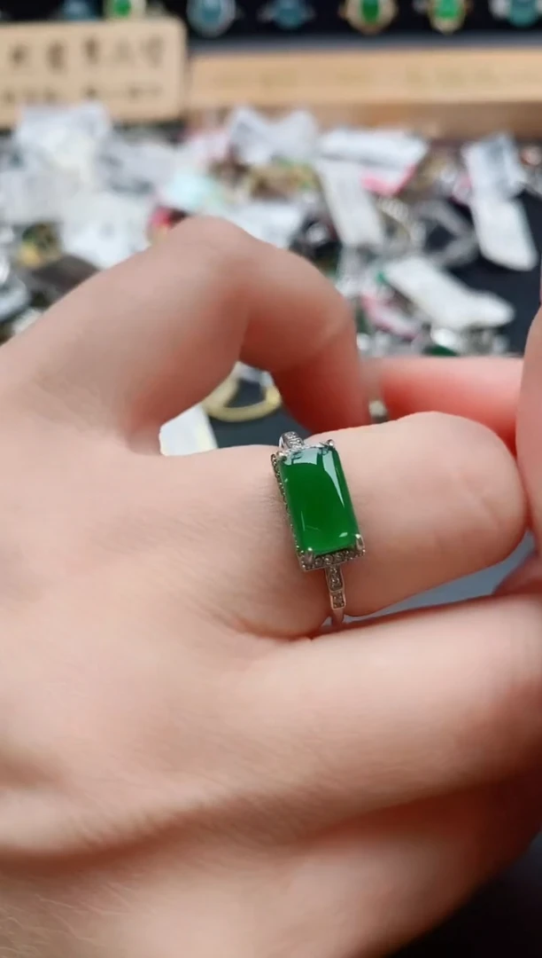 银S925镶嵌戒指翡翠1