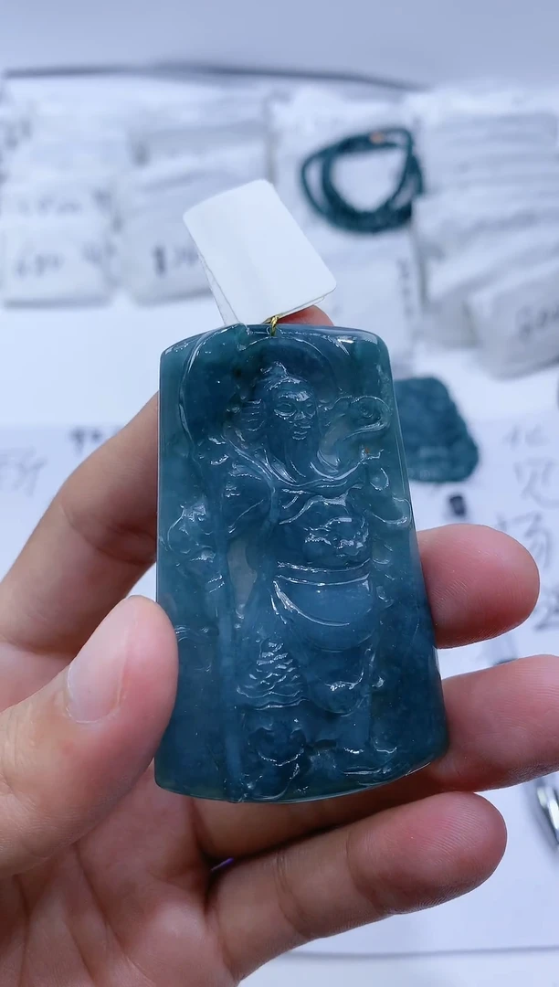 【闪购商品】翡翠颈饰未镶嵌关公【品质一般介意慎拍】