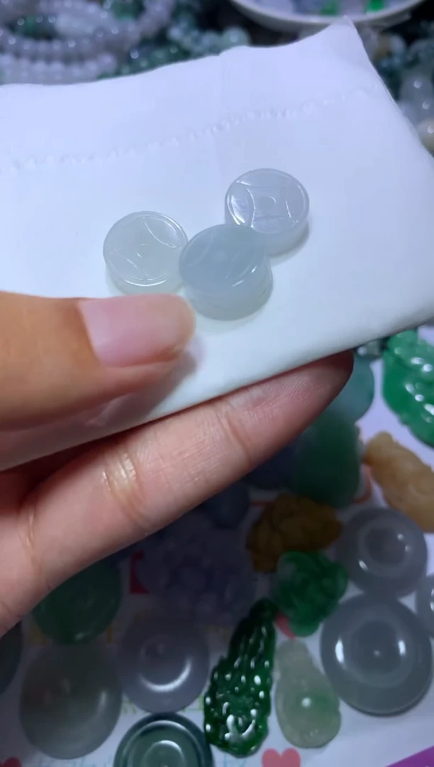翡翠挂件未镶嵌白*富CXX306689