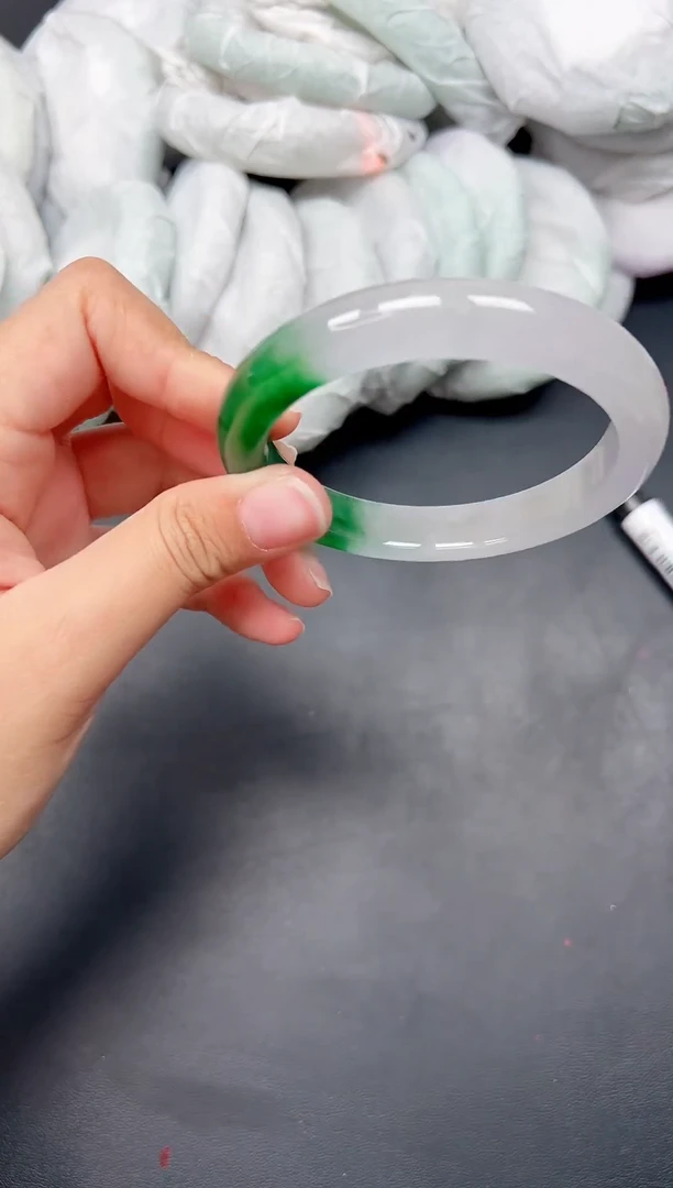 精品手镯，一物一拍C072