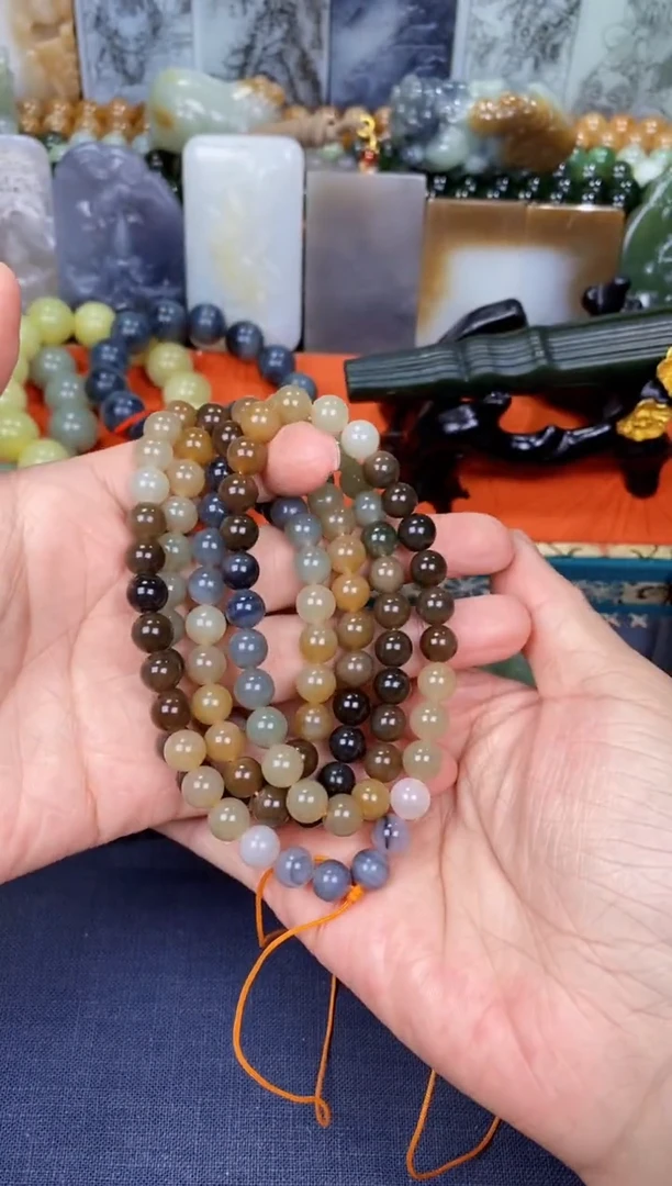 和田玉未镶嵌颈饰和田玉