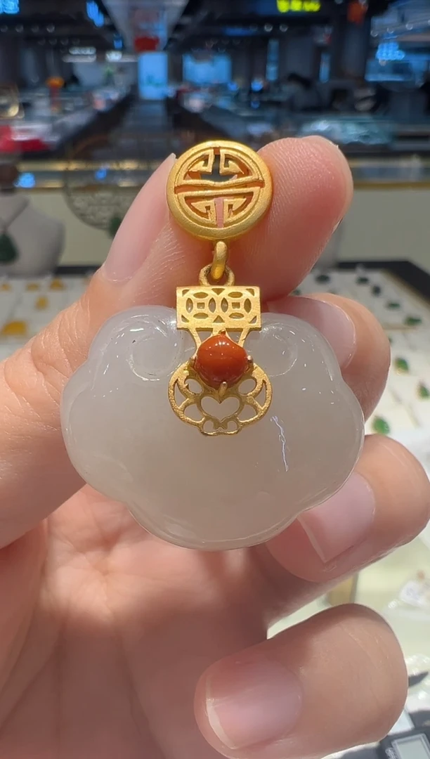 【闪购商品】和田玉颈饰银S925镶嵌111