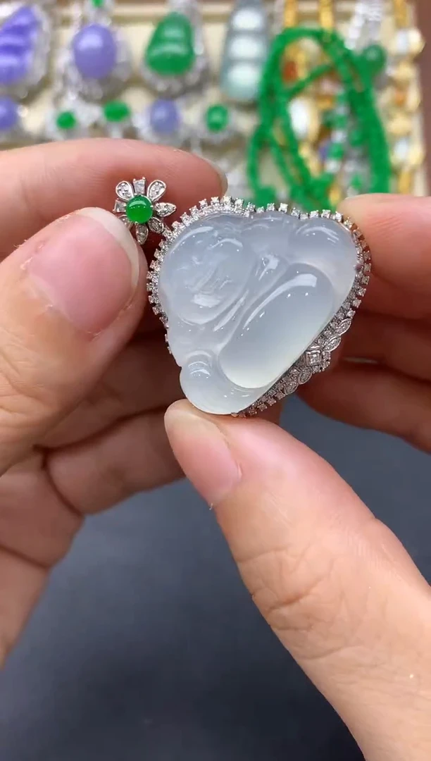 翡翠18K金镶嵌颈饰628-中国好珍宝