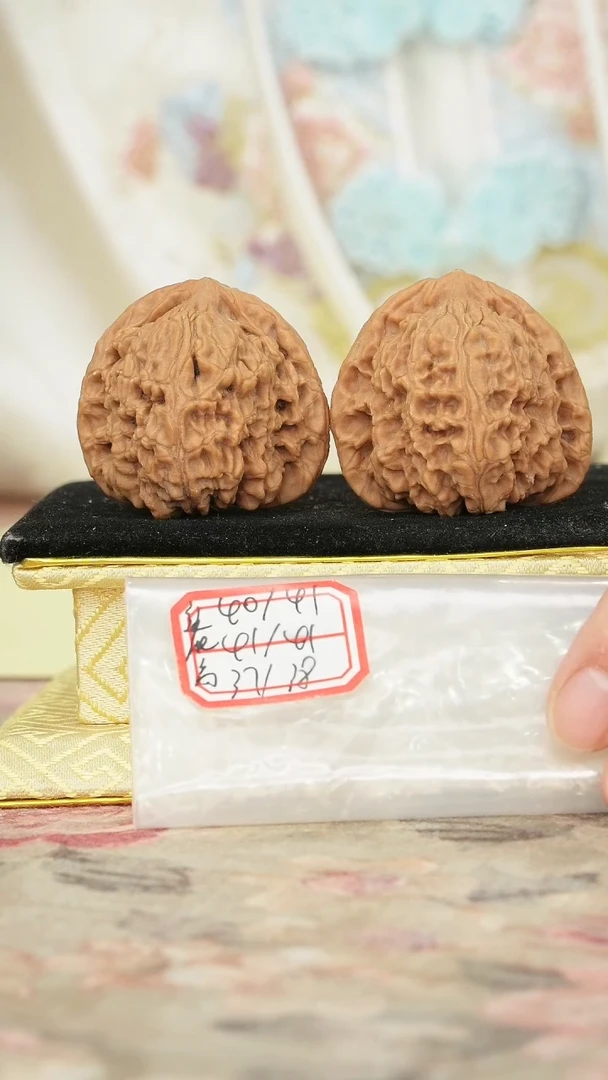 把件文玩核桃赵喜满南疆石
