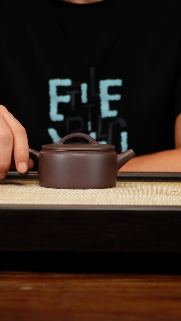 茶壶紫砂灰**忆四底王荣汉瓦
