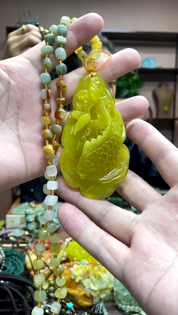 未镶嵌岫玉吊坠·