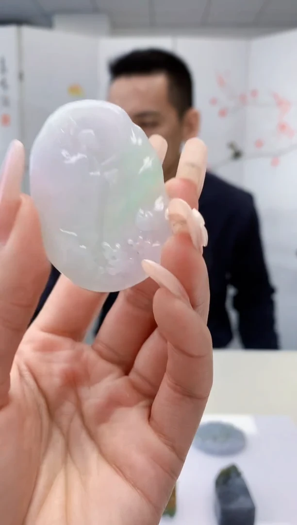 【闪购商品】定制翡翠未镶嵌3916lr-毛货挂件184