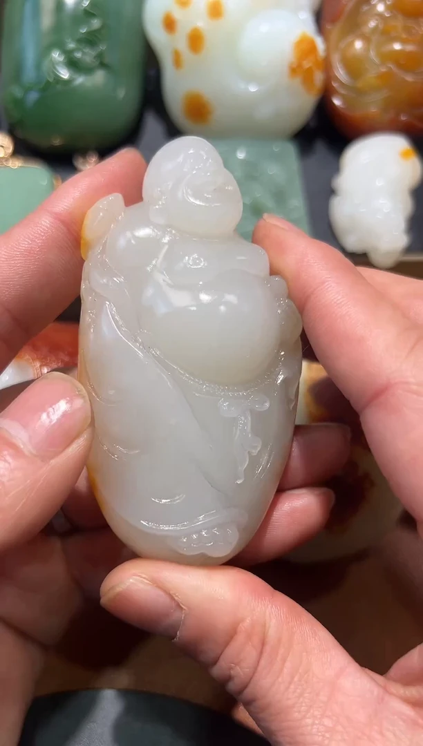 未镶嵌和田玉把件金****宝和田玉