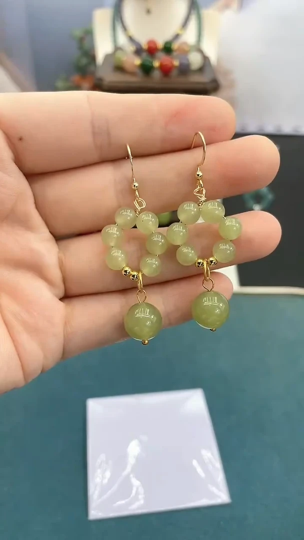 14K金镶嵌和田玉耳饰晴水吊珠