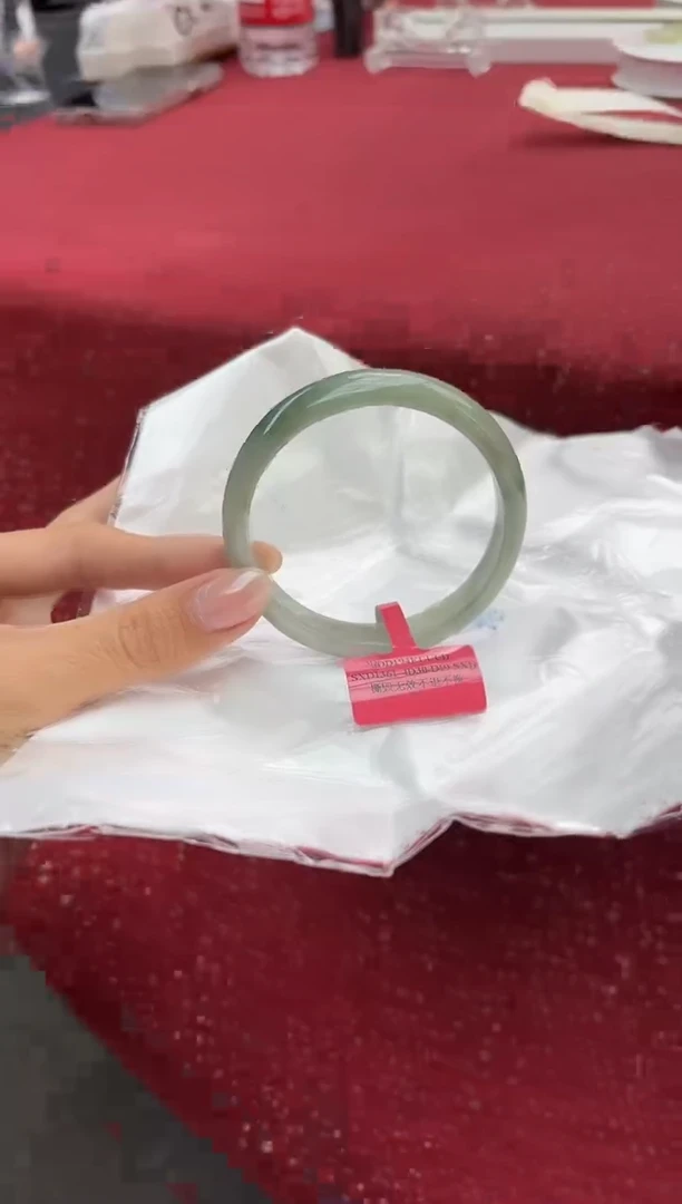 【闪购商品】翡翠手镯未镶嵌1手镯