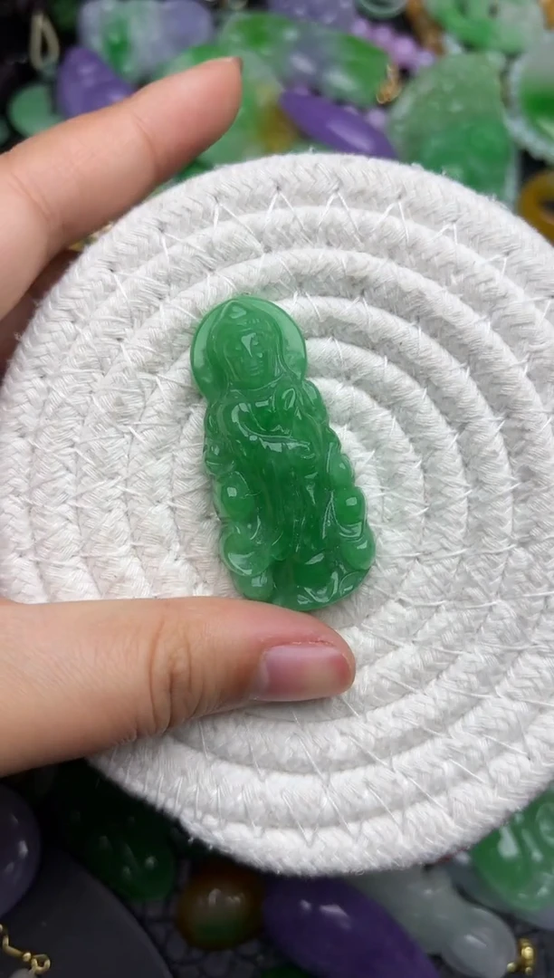 颈饰未镶嵌翡翠缅甸翡翠吊坠