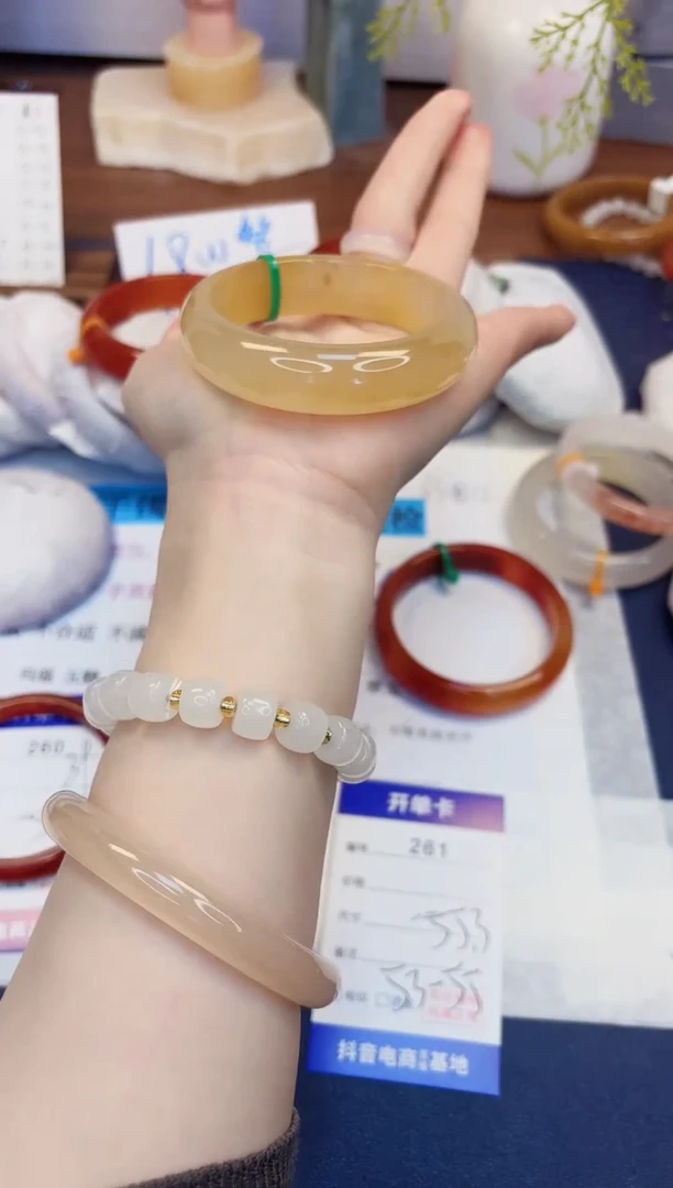 【闪购商品】石英质玉手镯未镶嵌261-财气镯-圈口55