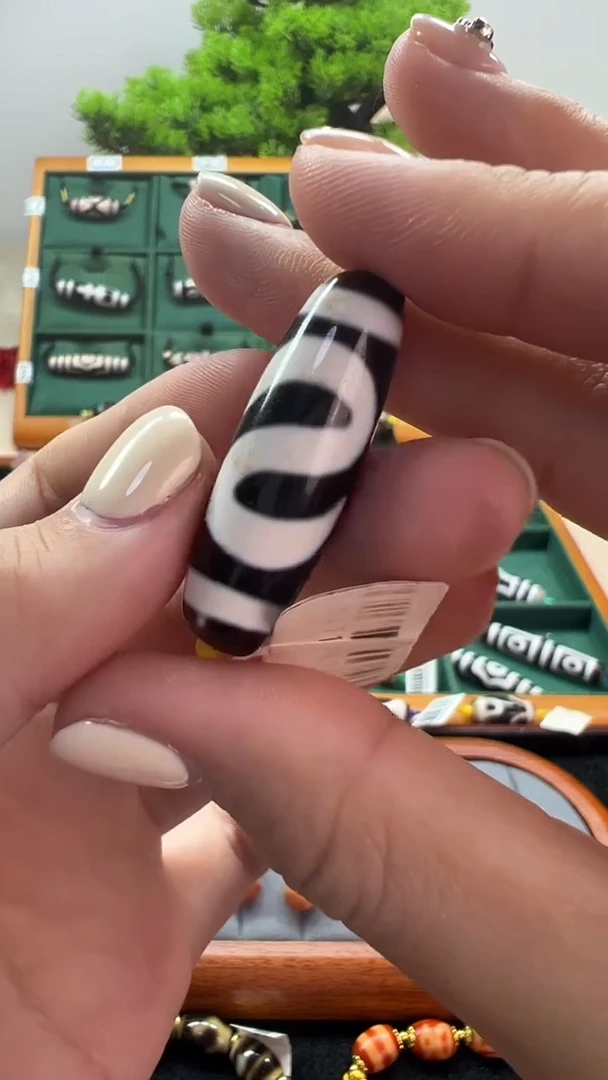 玛瑙/玉髓（覆膜）颈饰未镶嵌13.（微瑕随机发货）