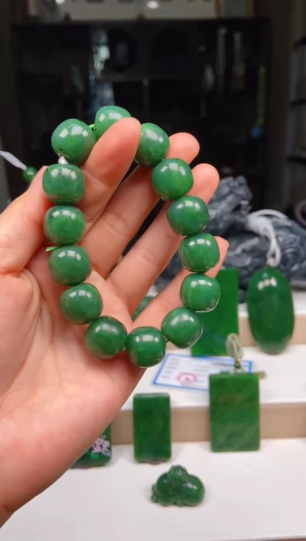 【闪购商品】和田玉挂件未镶嵌1