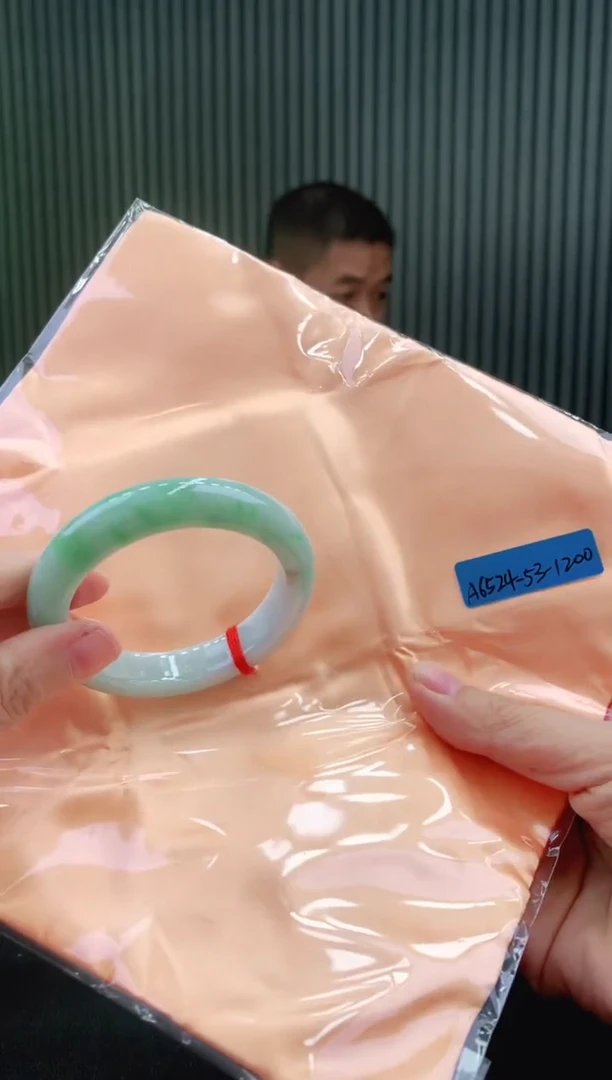 未镶嵌手镯翡翠53