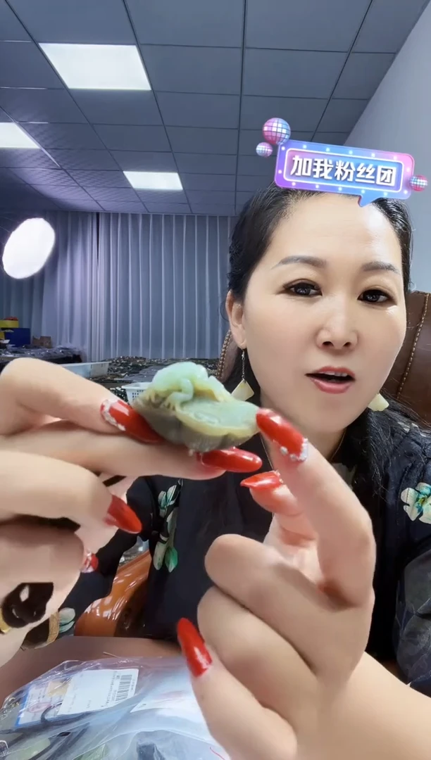 和田玉未镶嵌颈饰纯天然和田玉新疆