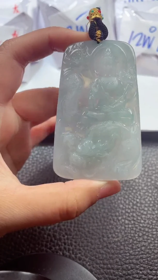 颈饰未镶嵌翡翠00009410