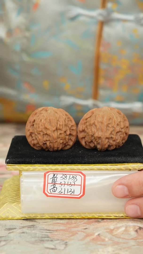 【闪购商品】文玩核桃把件磨盘