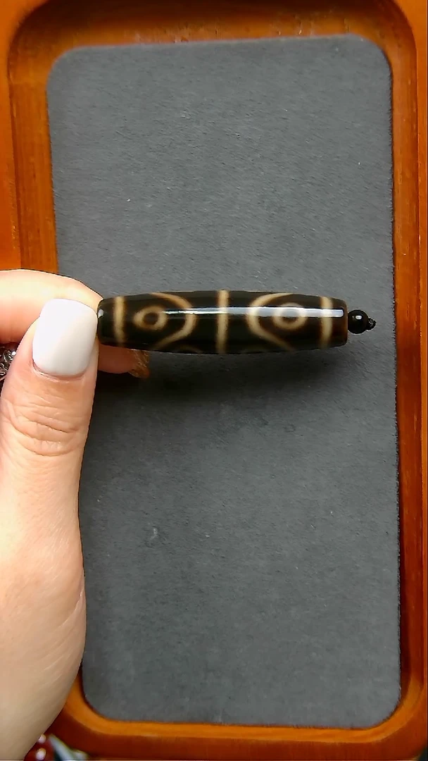 【闪购商品】玛瑙/玉髓珠宝半成品未镶嵌天缘黑金八眼13*51