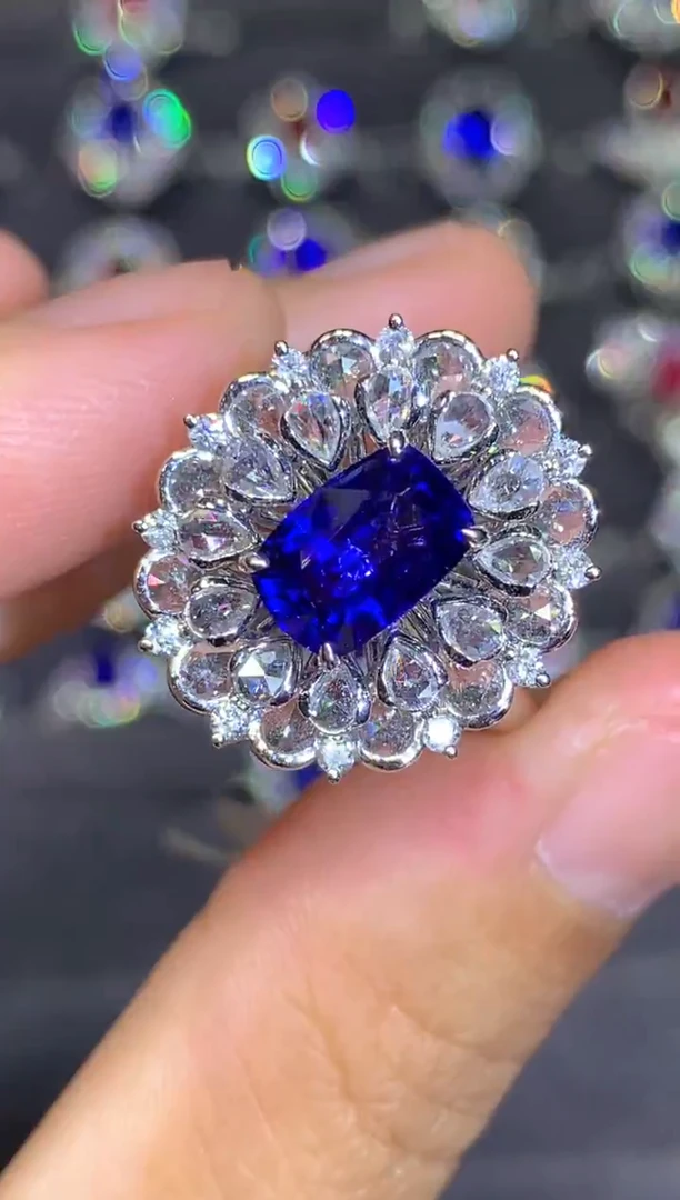 戒指蓝宝石18K金镶嵌2.06CT