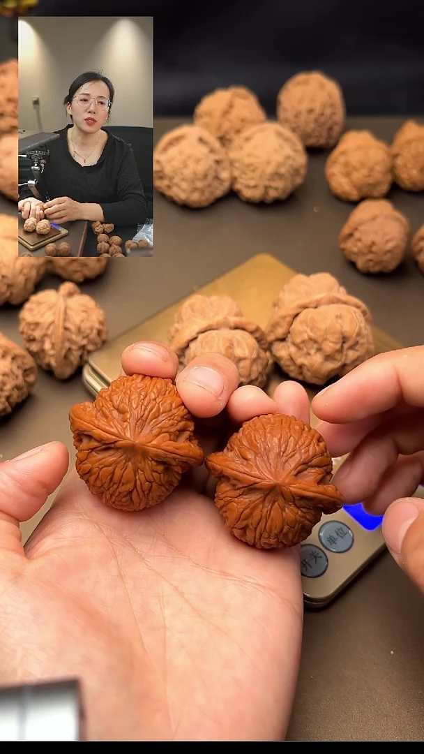 桃核把件泥鳅背发发