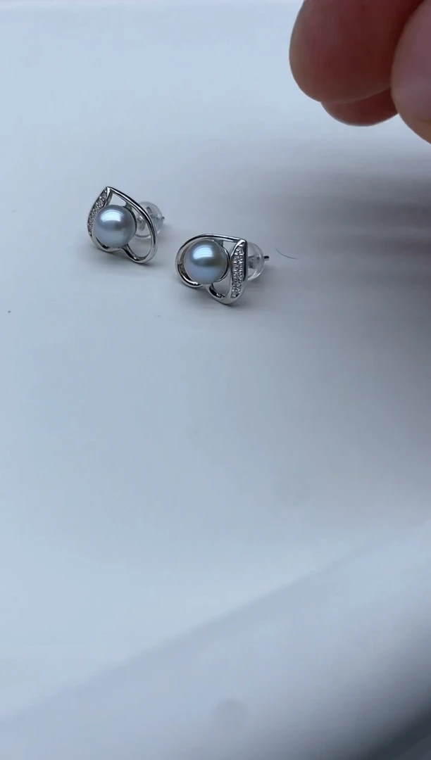 【闪购商品】海水珍珠耳饰银S925镶嵌6-7mm