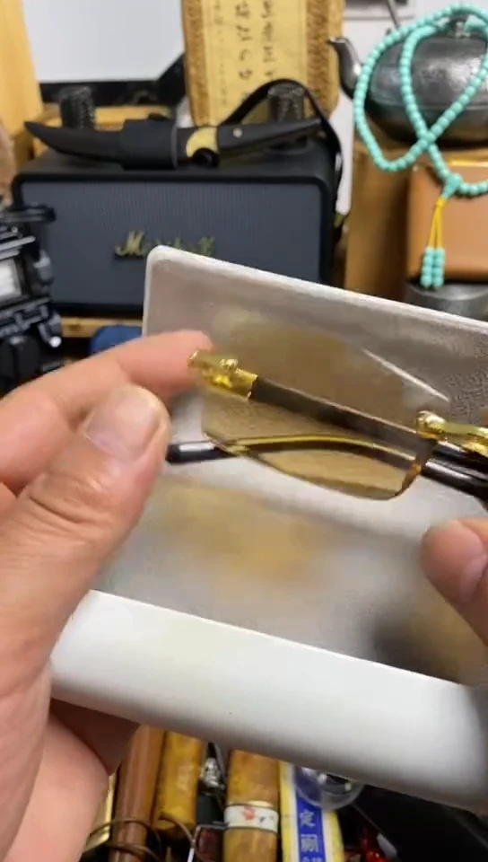 瓷片闪购商品，如图所示