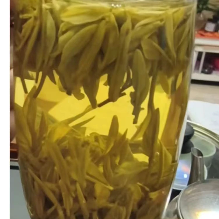 今年新茶黄金芽口感浓厚耐泡汤色金黄透亮入口回甘茶叶