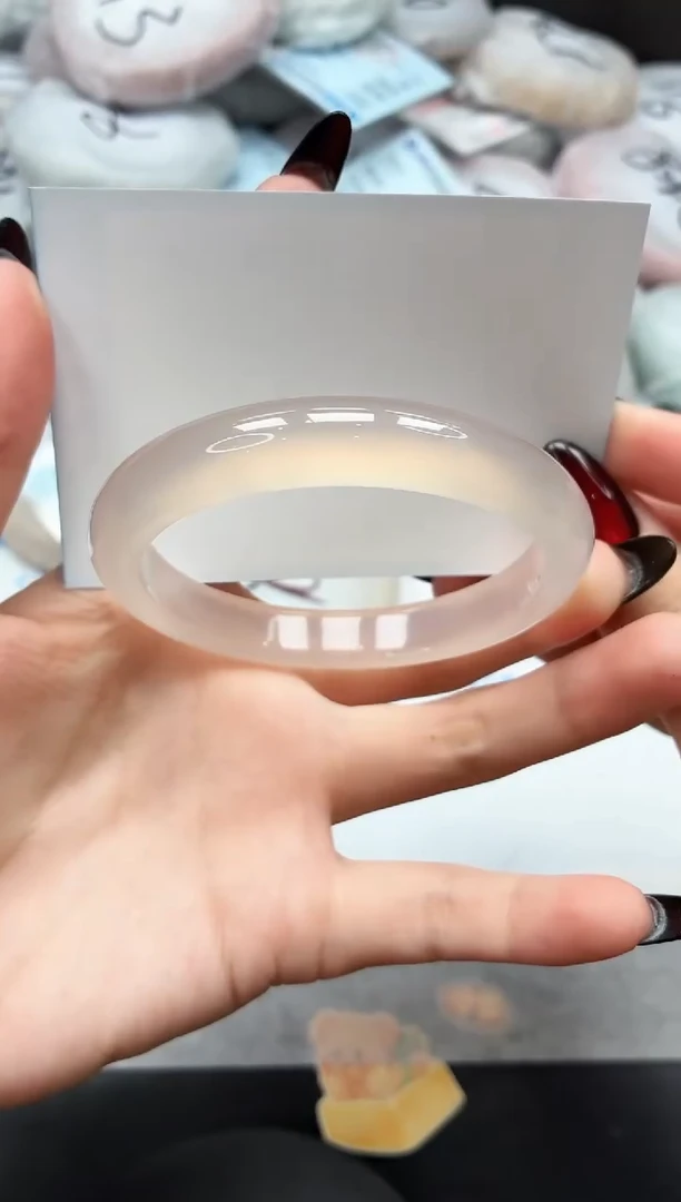 未镶嵌手镯石英质玉83/荔枝58.5