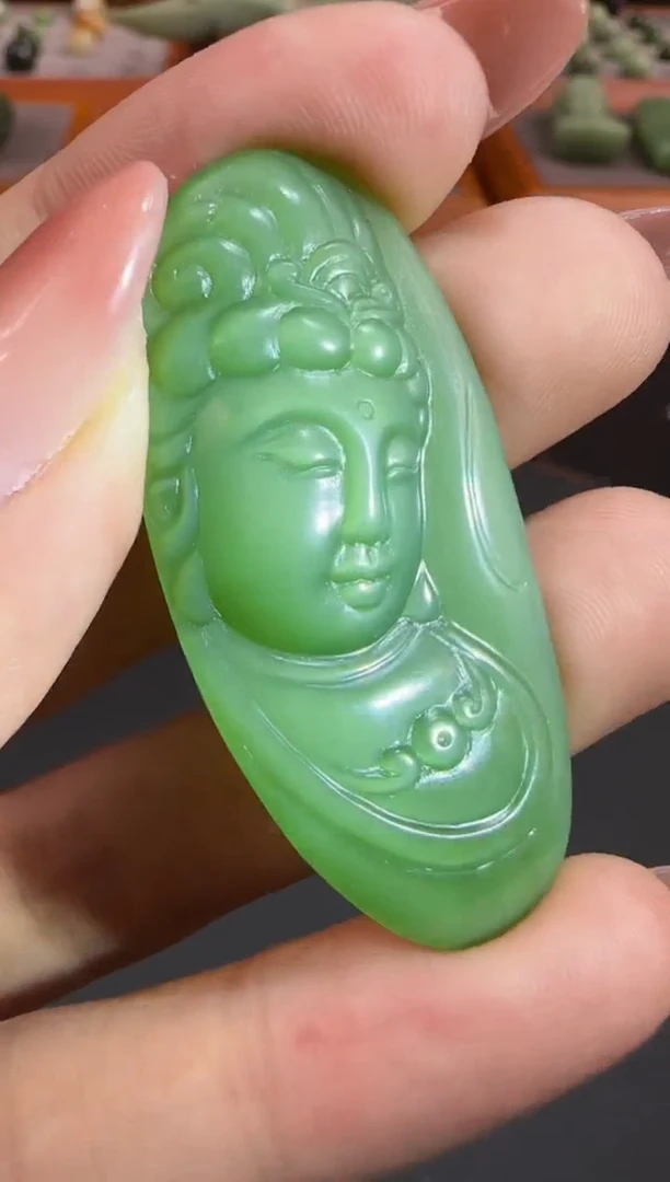 颈饰未镶嵌和田玉1