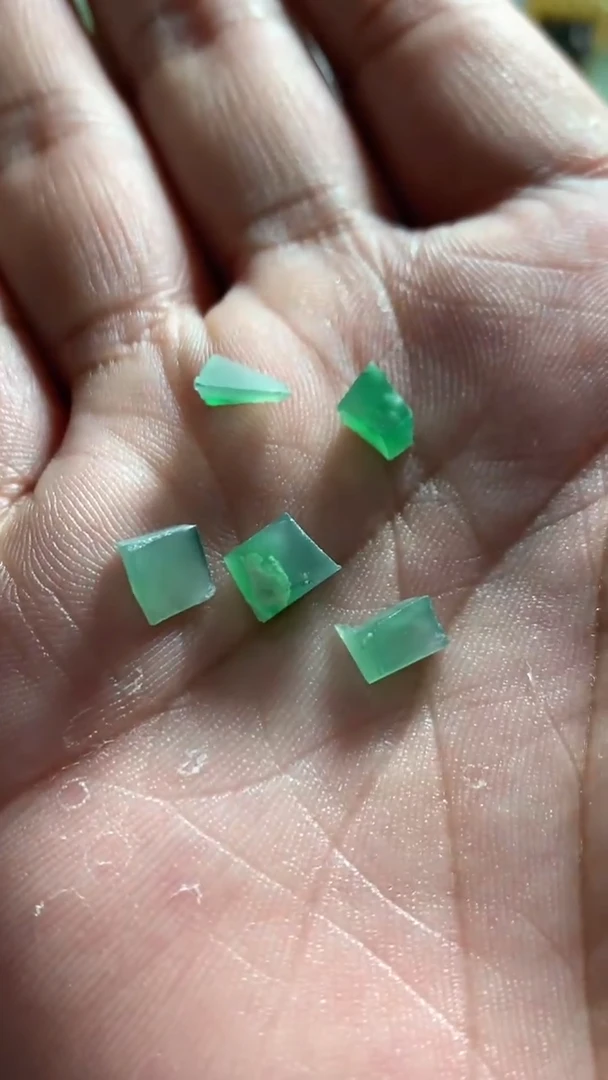 定制翡翠未镶嵌天然翡翠A货源头