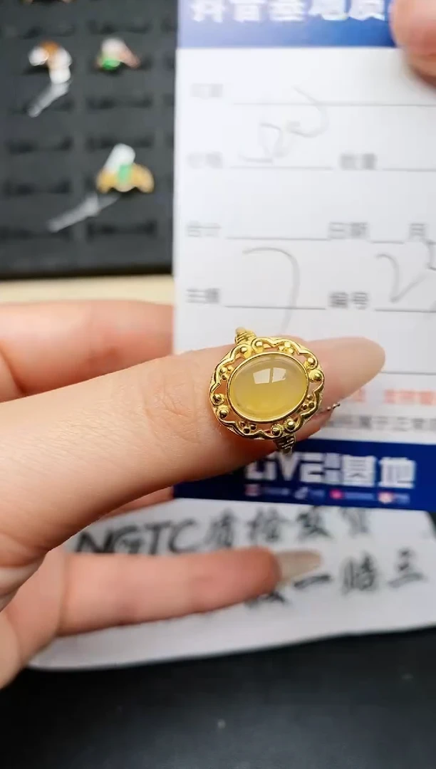 【闪购商品】翡翠戒指银S925镶嵌...........