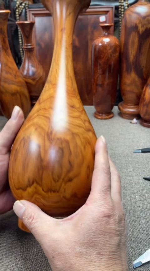 【闪购商品】黄花梨/降香黄檀木艺海黄新料整木花瓶