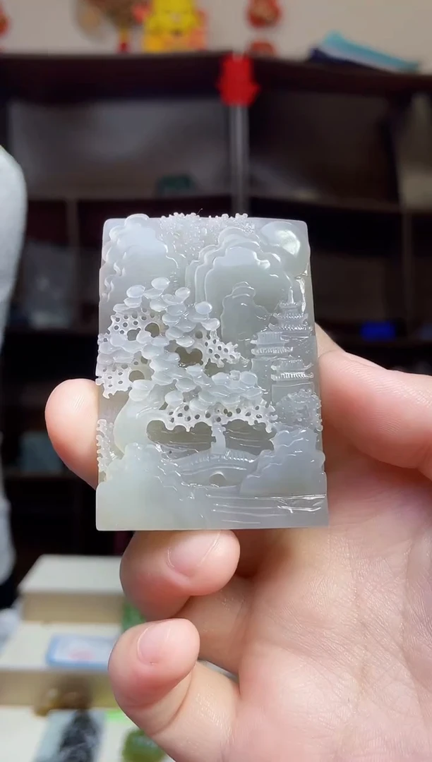 和田玉未镶嵌颈饰1