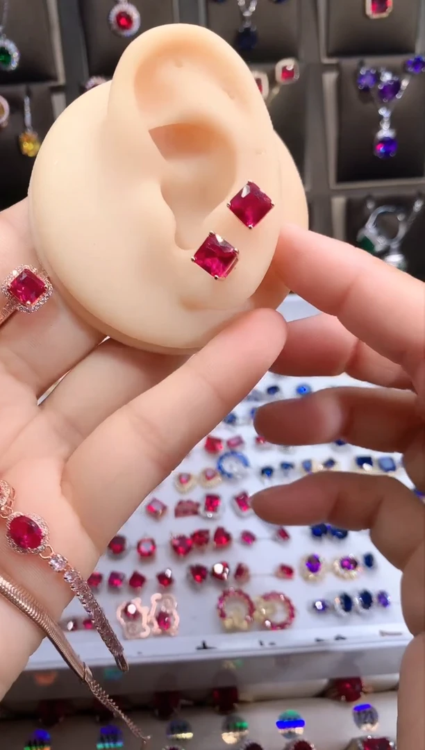 【闪购商品】红宝石耳饰银S925镶嵌玫瑰金6