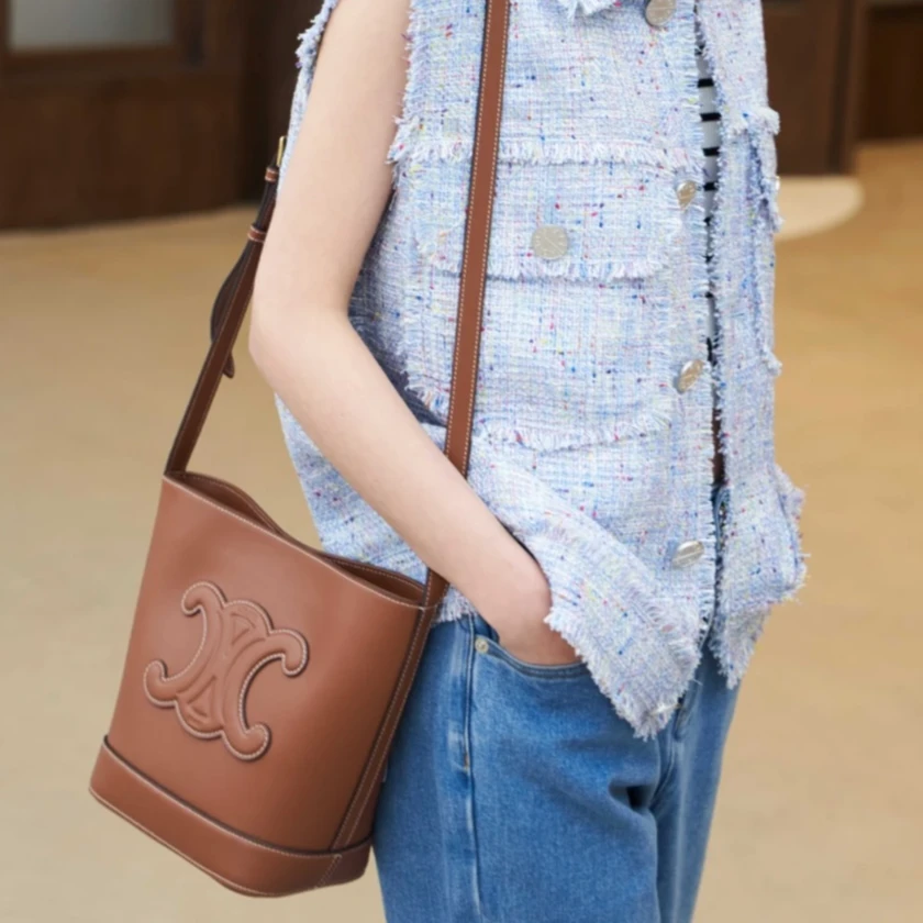 99新 Celine/思琳 7姐专场/凯旋门焦糖色小号水桶